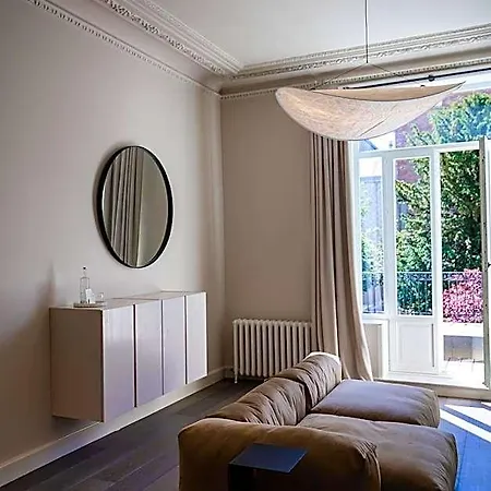 Hotel Ostinato *